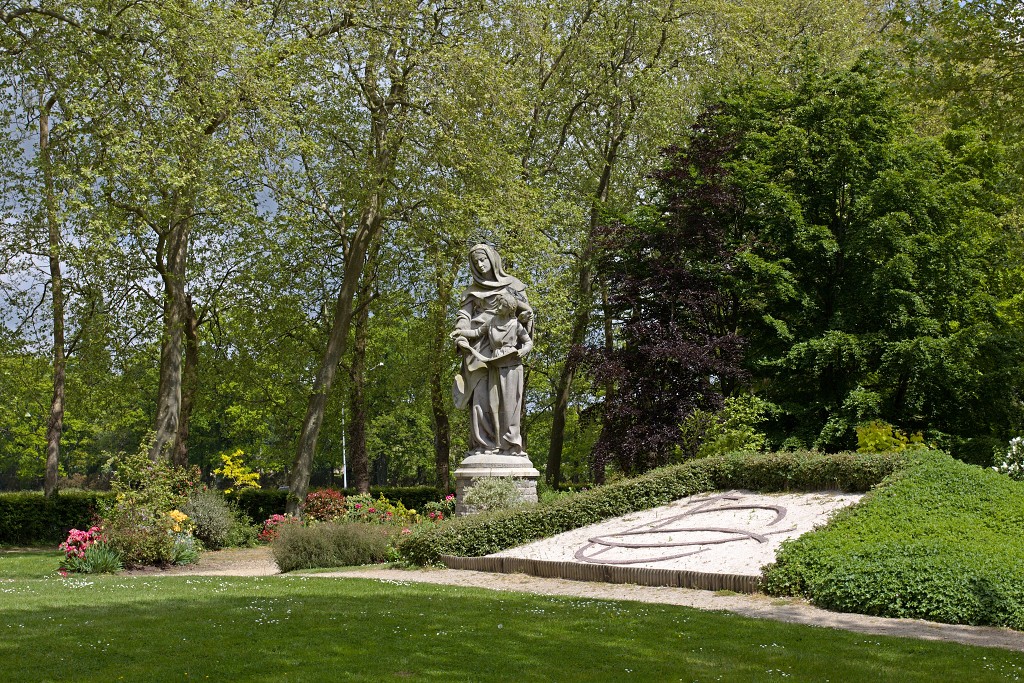 sainte anne d'auray basiliek kerk bedevaartsoord france frankrijk bretagne morbihan renaissance religie scala santa